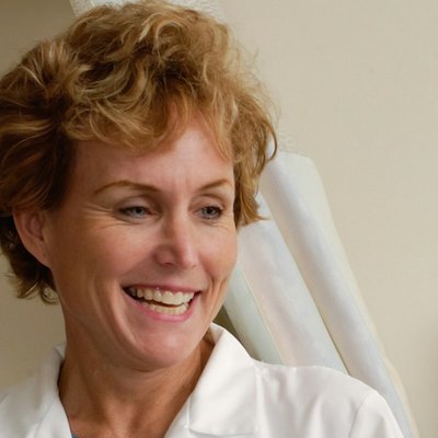 Dr. Laura Bennett