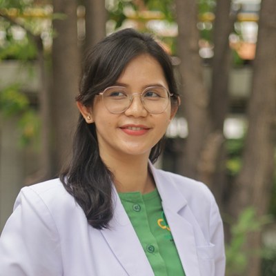 Dr. Sophia Reyes