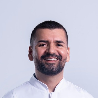 Dr. Steven Clarke